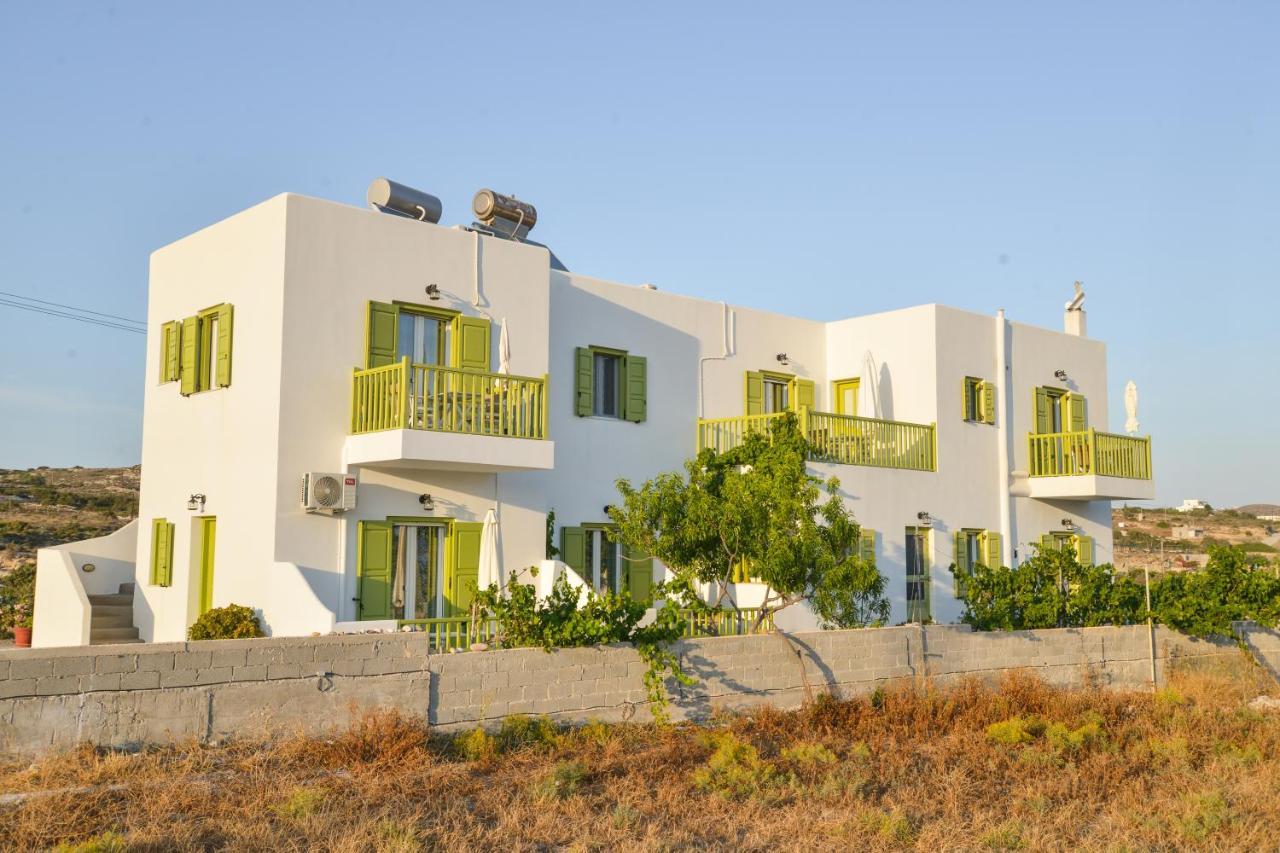 Zeras Apartments Adamantas  Exterior photo