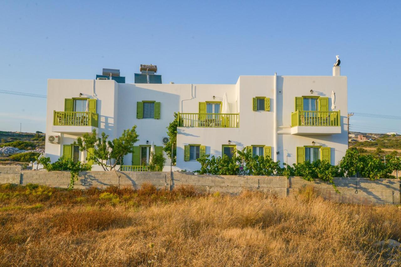 Zeras Apartments Adamantas  Exterior photo